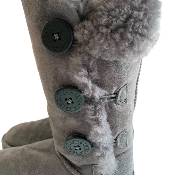 UGG Bailey Button Triplet Boot Size 5 - Picture 4 of 8
